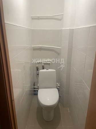 
   Продам 3-комнатную, 59.9 м², Кропоткина ул, 127

. Фото 9.