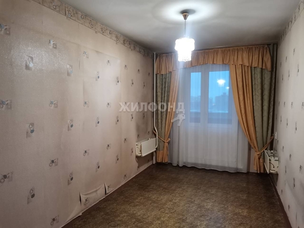 
   Продам 3-комнатную, 56.1 м², Есенина ул, 29

. Фото 5.