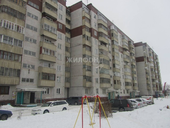 
   Продам 2-комнатную, 52.7 м², Связистов ул, 109

. Фото 12.