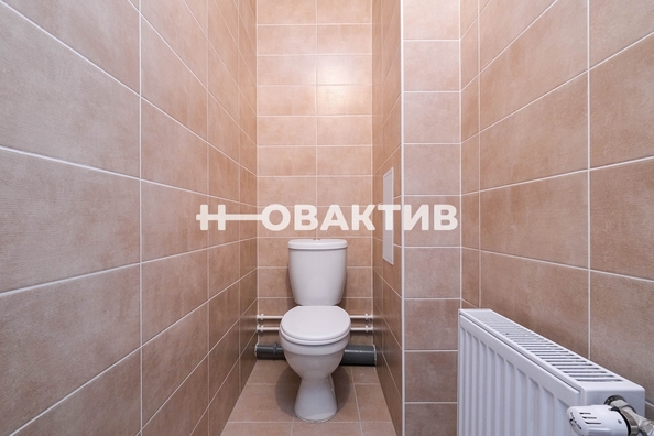 
   Продам 2-комнатную, 53.2 м², Петухова ул, 162

. Фото 20.