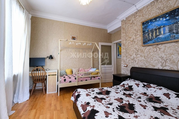 
   Продам 2-комнатную, 42 м², Сибиряков-Гвардейцев ул, 15

. Фото 10.