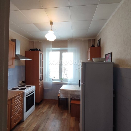 
   Продам 3-комнатную, 64.5 м², Троллейная ул, 136

. Фото 2.