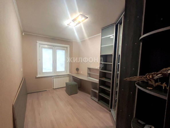 
   Продам 4-комнатную, 70 м², Новосибирская ул, 22

. Фото 11.