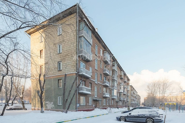 
   Продам 2-комнатную, 39.8 м², Ватутина ул, 3

. Фото 25.