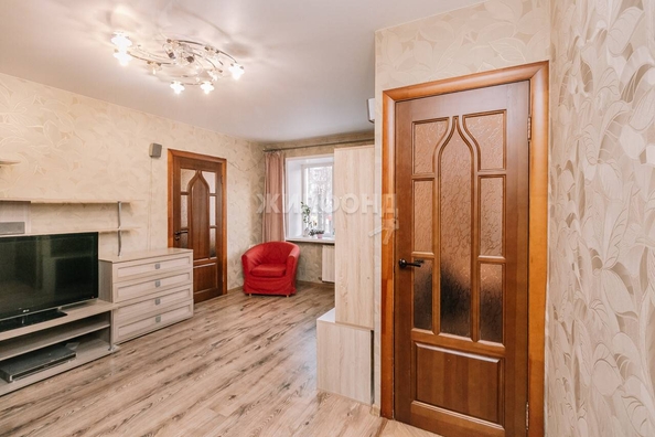 
   Продам 2-комнатную, 44.5 м², Ватутина ул, 16

. Фото 2.