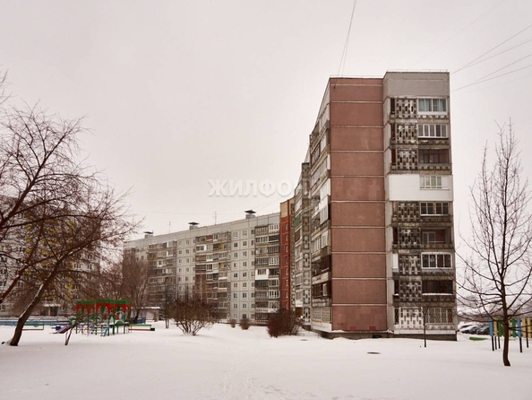 
   Продам 3-комнатную, 64.6 м², Красных Зорь ул, 3

. Фото 8.