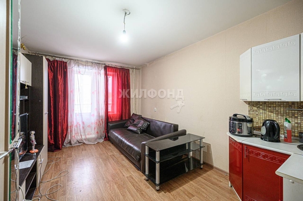 
   Продам студию, 20.8 м², Петухова ул, 101

. Фото 2.