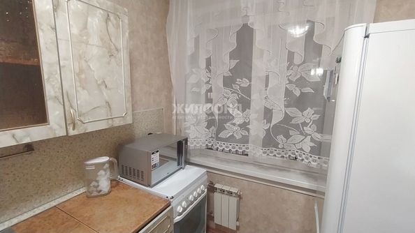 
  Сдам в аренду 1-комнатную квартиру, 30 м², Новосибирск

. Фото 2.