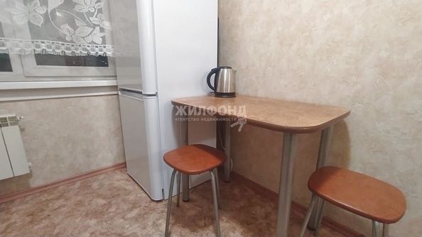 
  Сдам в аренду 1-комнатную квартиру, 30 м², Новосибирск

. Фото 4.