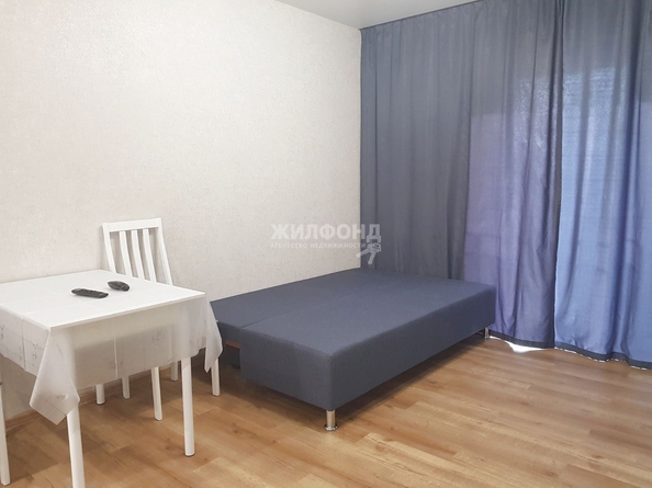 
  Сдам в аренду 2-комнатную квартиру, 40 м², Новосибирск

. Фото 3.