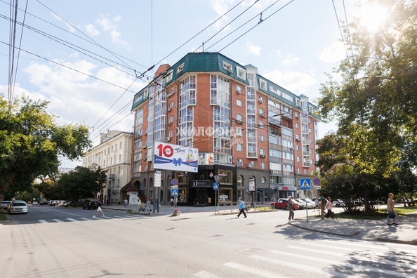 
  Сдам в аренду 3-комнатную квартиру, 126 м², Новосибирск

. Фото 23.