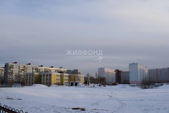 
   Продам 1-комнатную, 37.8 м², Родники ул, 6/1

. Фото 9.