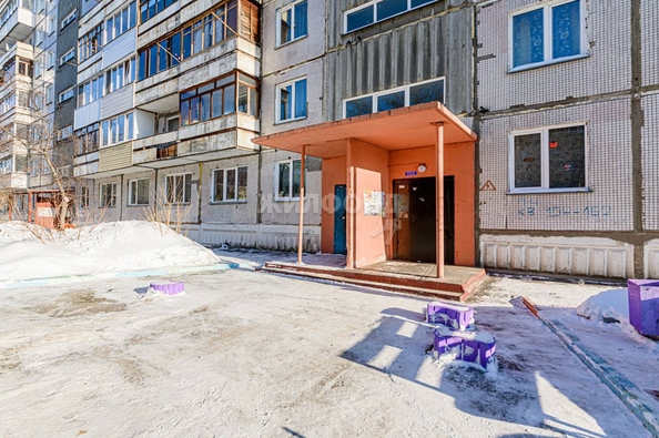 
   Продам 3-комнатную, 64.1 м², Связистов ул, 139

. Фото 2.