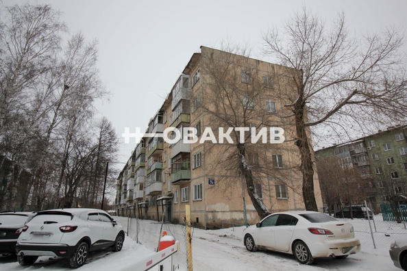 
   Продам 2-комнатную, 46.6 м², Ударная ул, 1/2

. Фото 23.