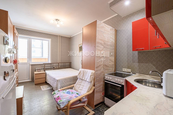 
   Продам студию, 20.5 м², Героев Революции ул, 21

. Фото 1.