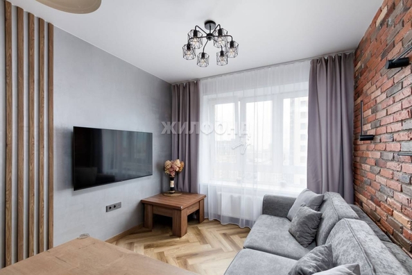 
   Продам 2-комнатную, 71 м², Гоголя ул, 209

. Фото 1.