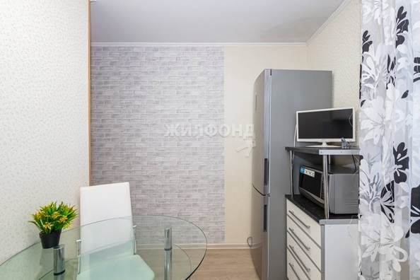 
   Продам 3-комнатную, 58.2 м², Лунная ул, 12

. Фото 8.