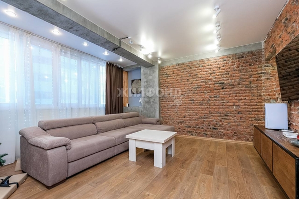 
   Продам 2-комнатную, 77.7 м², Трудовая ул, 24

. Фото 1.