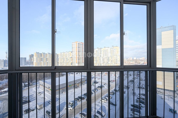 
   Продам 2-комнатную, 55.4 м², Междуреченская ул, 3

. Фото 17.