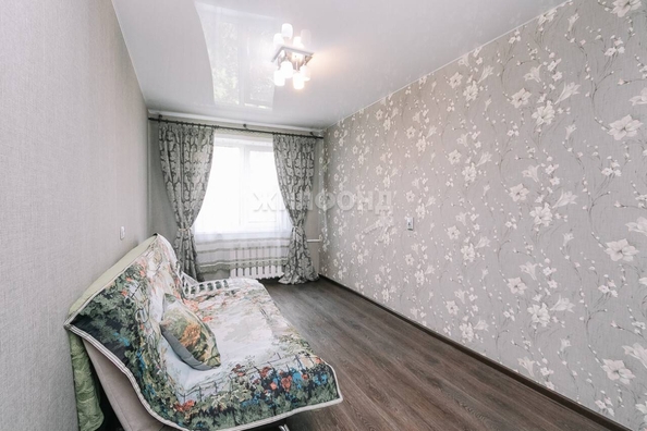 
   Продам 3-комнатную, 57.7 м², Вертковская ул, 12

. Фото 5.