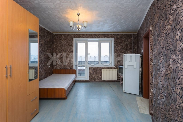 
   Продам 3-комнатную, 76.8 м², В. Высоцкого ул, 11

. Фото 6.