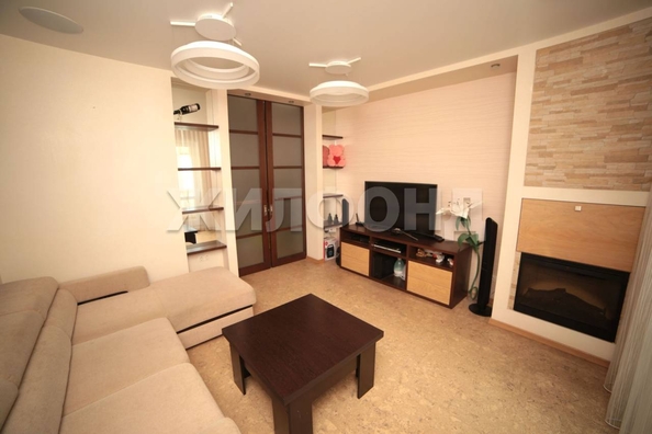 
   Продам 4-комнатную, 103.1 м², Гэсстроевская ул, 2/4

. Фото 4.