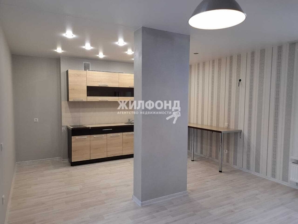 
  Сдам в аренду 1-комнатную квартиру, 40 м², Новосибирск

. Фото 2.