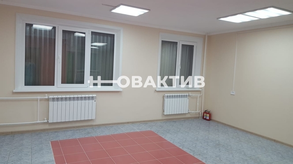 
   Продам помещение свободного назначения, 57.7 м², Южный мкр, 24

. Фото 5.