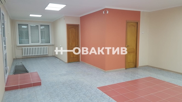 
   Продам помещение свободного назначения, 57.7 м², Южный мкр, 24

. Фото 6.