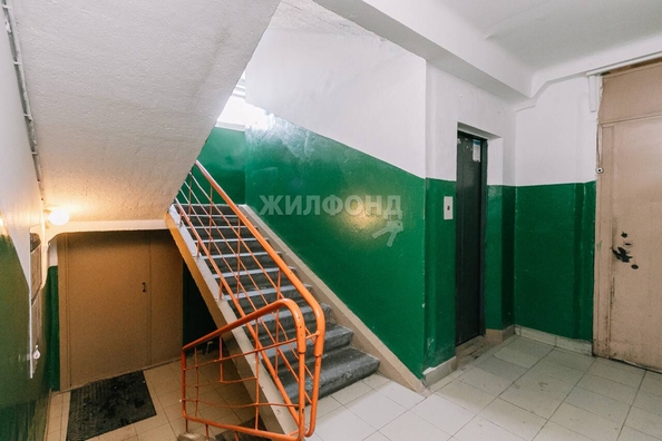 
   Продам 4-комнатную, 71.5 м², Линейная ул, 45/1

. Фото 14.