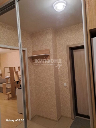 
  Сдам в аренду 1-комнатную квартиру, 32 м², Новосибирск

. Фото 5.