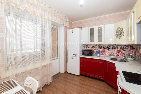 
   Продам 1-комнатную, 32.7 м², Ключ-Камышенское Плато ул, 24

. Фото 11.