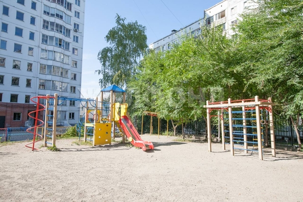 
  Продается 2-комн. квартира, 59.2 м², Есенина ул, д. 31/1
. Фото 2.