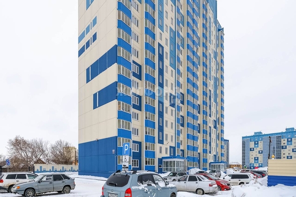 
   Продам 2-комнатную, 55.5 м², Вертковская ул, 117

. Фото 2.