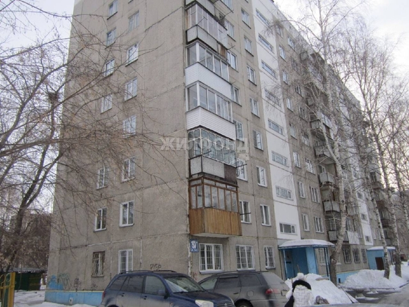 
   Продам 2-комнатную, 46.9 м², Зорге ул, 193/1

. Фото 2.