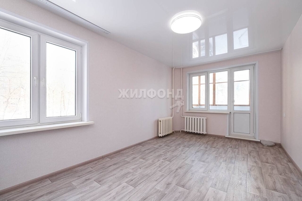 
   Продам 2-комнатную, 46.9 м², Зорге ул, 193/1

. Фото 9.