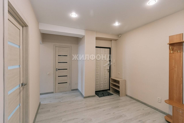 
   Продам 2-комнатную, 65.3 м², Зеленая ул, 16

. Фото 20.