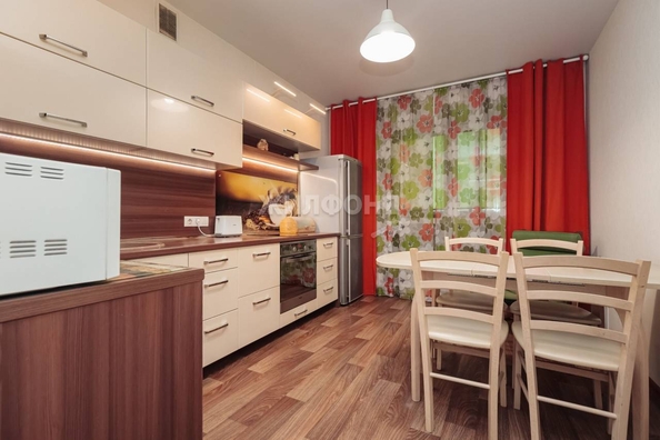 
   Продам 2-комнатную, 64.2 м², Закаменский мкр, 20/2

. Фото 4.