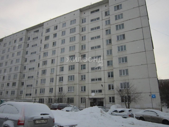 
   Продам 2-комнатную, 52.1 м², Троллейная ул, 18

. Фото 4.