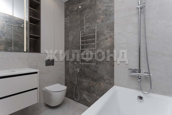 
   Продам 2-комнатную, 43.8 м², Красный пр-кт, 167/4

. Фото 23.