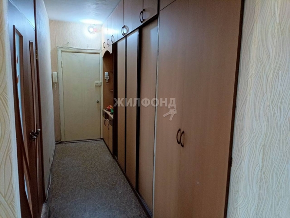 
   Продам 4-комнатную, 77.3 м², Троллейная ул, 136

. Фото 7.