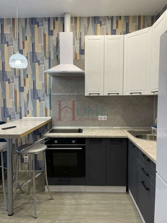 
  Сдам посуточно в аренду 1-комнатную квартиру, 42 м², Новосибирск

. Фото 1.