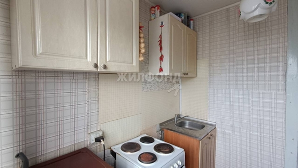 
   Продам 1-комнатную, 30.5 м², Ударная ул, 25

. Фото 2.