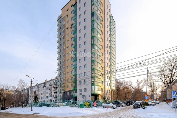 
   Продам 2-комнатную, 82.8 м², Добролюбова ул, 18/1

. Фото 33.