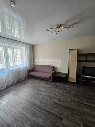 
  Сдам в аренду 1-комнатную квартиру, 47 м², Новосибирск

. Фото 8.