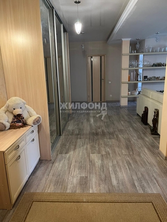 
  Сдам в аренду 3-комнатную квартиру, 108 м², Новосибирск

. Фото 8.