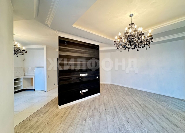 
  Сдается 3-комн. квартира, 85 м², Сухарная ул, д. 101
. Фото 17.