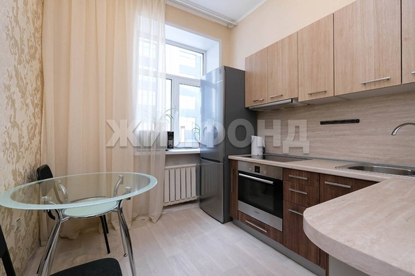 
   Продам 2-комнатную, 52 м², Каменская ул, 3

. Фото 5.