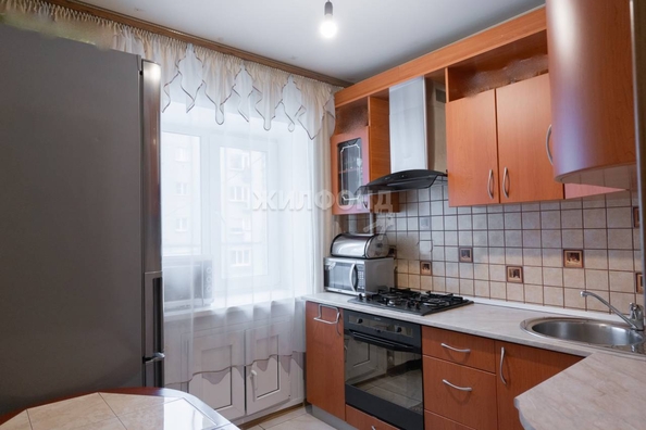 
   Продам 3-комнатную, 56.3 м², Жуковского ул, 117

. Фото 9.