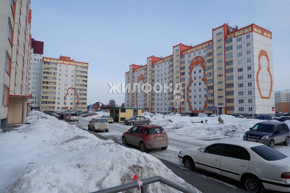 
   Продам 1-комнатную, 37.4 м², Петухова ул, 99/2

. Фото 4.